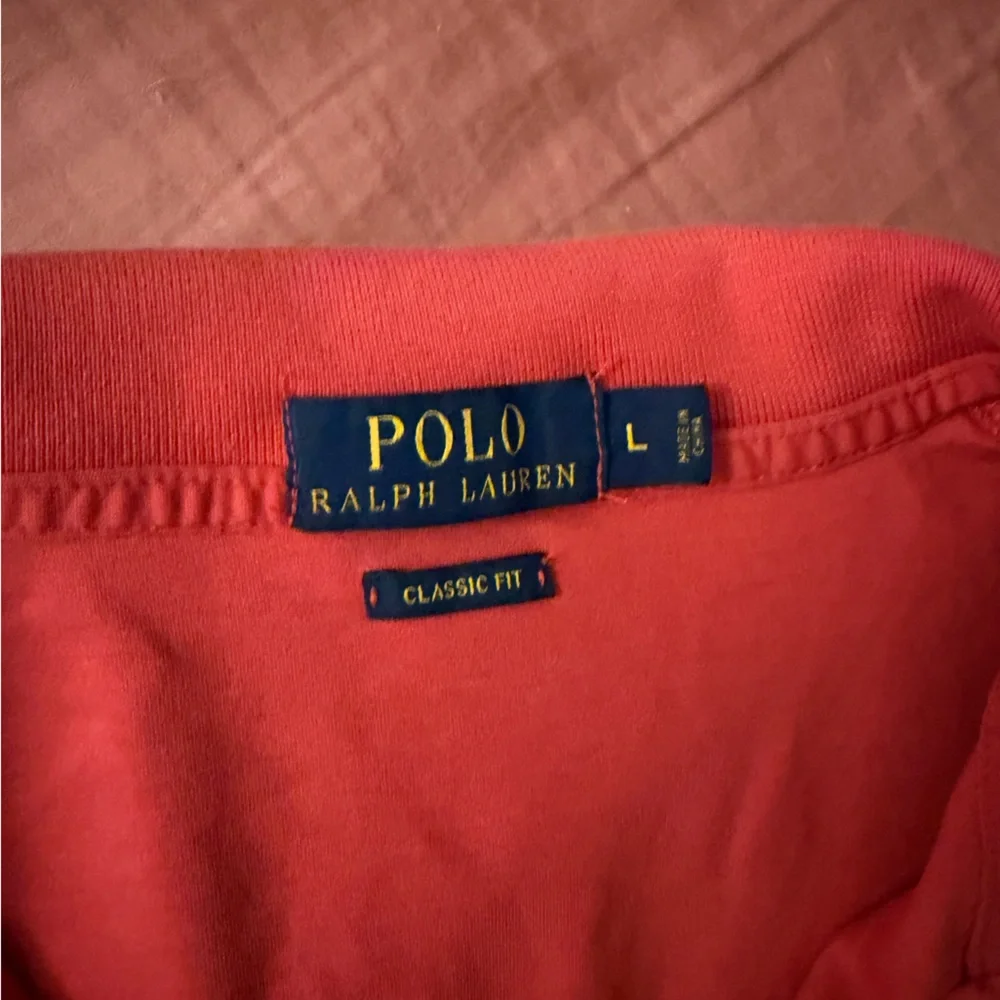 Like new classic fit Ralph Lauren Polo - Picture 2 of 3